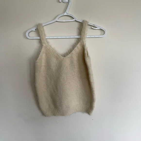 IVORY fuzzy sweater set Fashion Nova (NWOT) - Picture 6 of 7